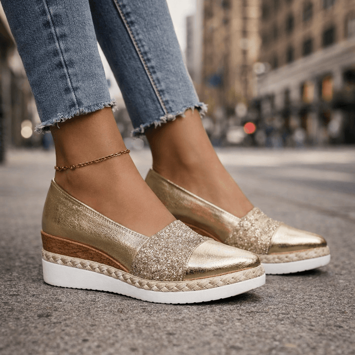 Xinyi™ | Glow Wedge Flats