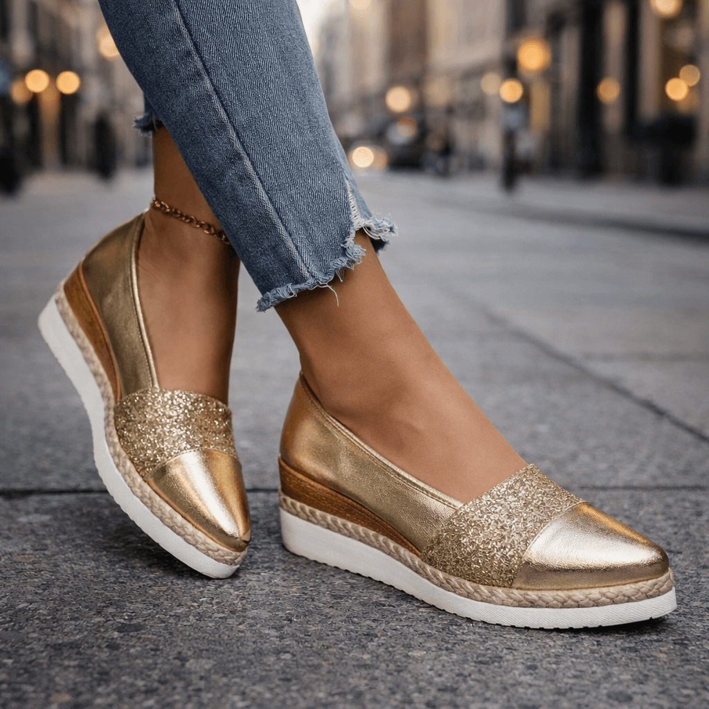 Xinyi™ | Glow Wedge Flats