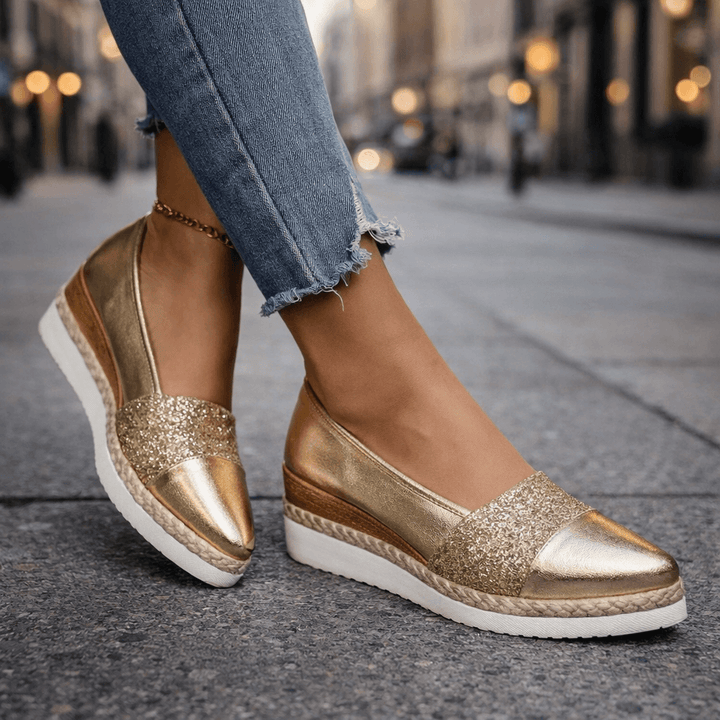 Xinyi™ | Glow Wedge Flats