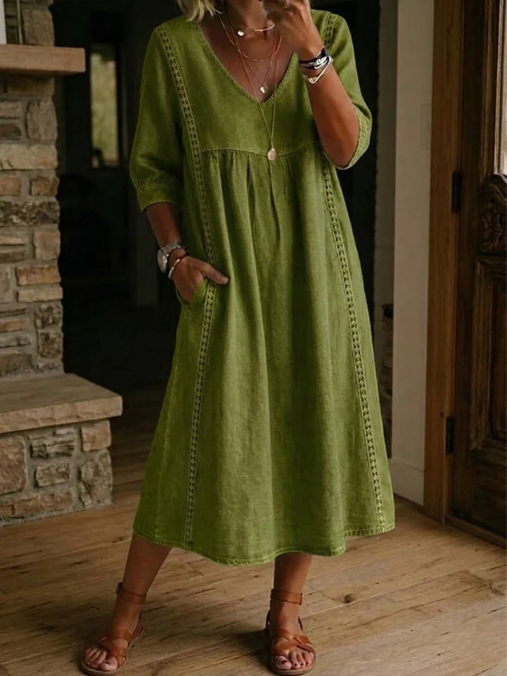 Maeve | V-Neck Dress in Green