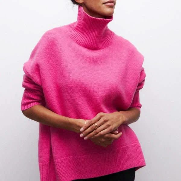 ARIA OVERSIZED TURTLENECK SWEATER