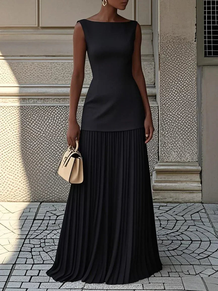 Margaux | Pleated Maxi Dress in Black